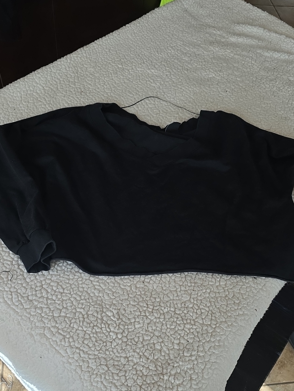 Nike Off The Shoulder V Neck Black Women's Cropped Sweatshirt